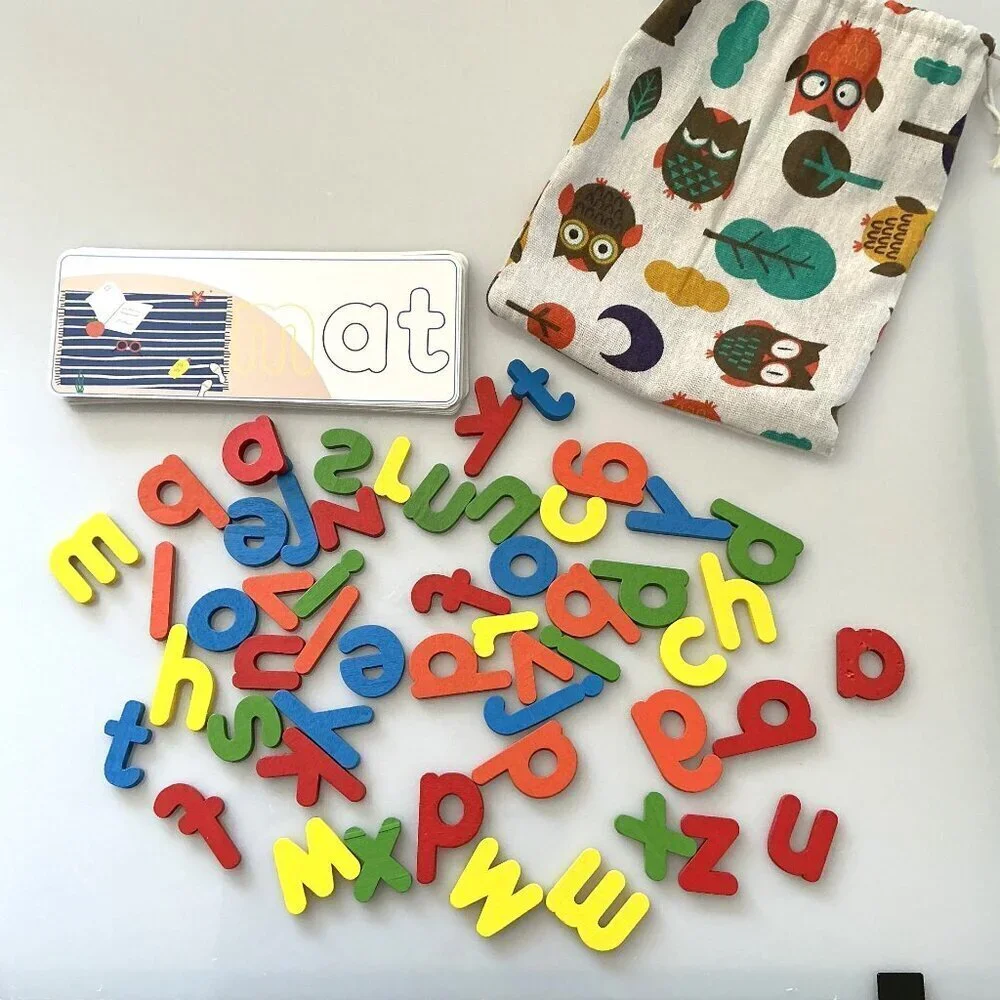 WOODEN ALPHABET LETTERS SPELLING GAME FLASH CARDS MATCHING